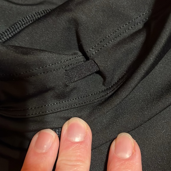 Athleta accelerate crop 3/4 worn once - Picture 3 of 4